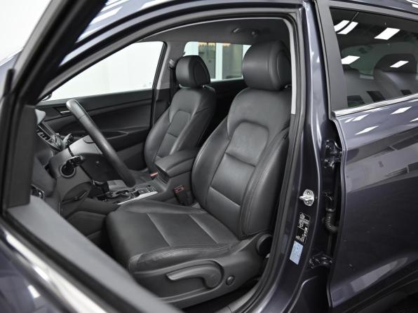 Hyundai Tucson III с пробегом 2017 года, цена 1 799 000 рублей, 137000 км, внедорожник, Автокод Объявления