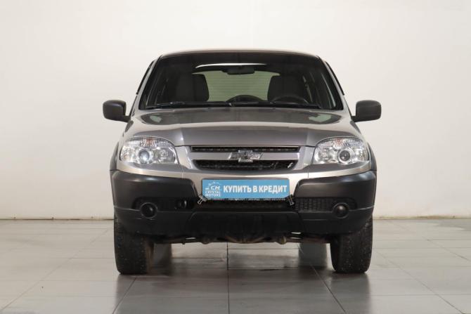 Chevrolet Niva I Рестайлинг с пробегом 2018 года, цена 859 000 рублей, 76000 км, внедорожник, Автокод Объявления