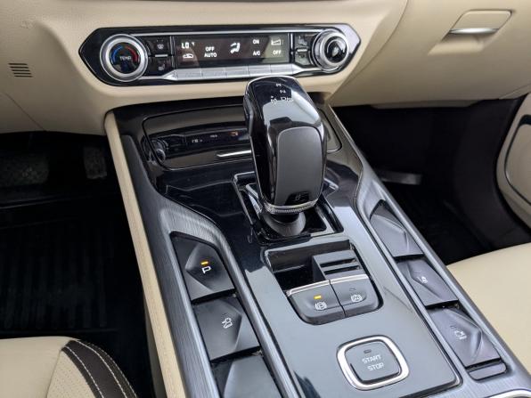 Bestune T77 с пробегом 2022 года, цена 1 520 000 рублей, 100151 км, внедорожник, Автокод Объявления