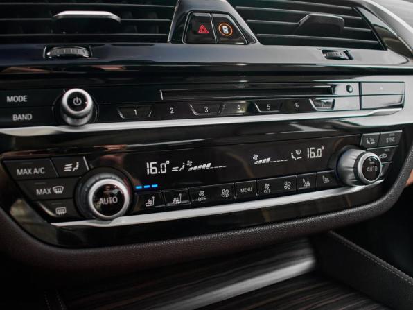 BMW 5 серии VII (G30/G31/G38) с пробегом 2018 года, цена 3 250 000 рублей, 144737 км, седан, Автокод Объявления