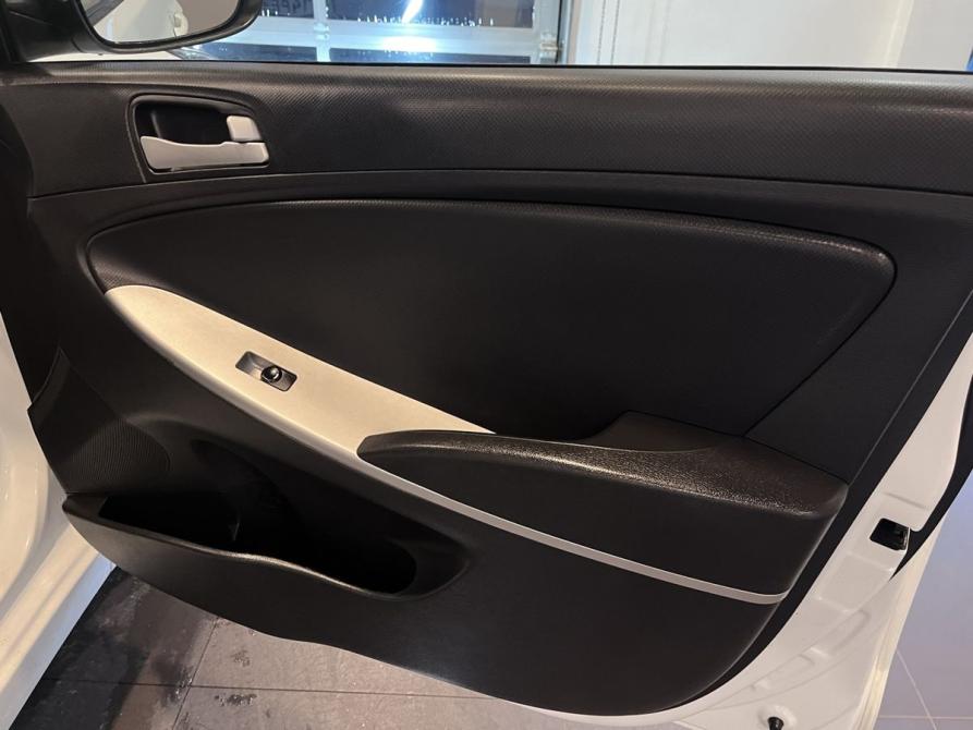 Hyundai Solaris I Чебоксары  - изображение 27