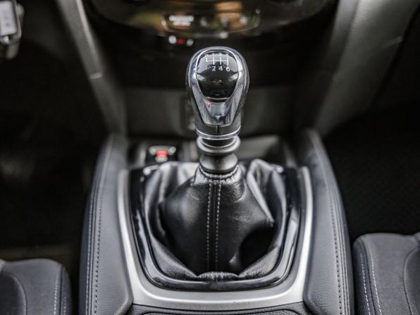 Nissan Qashqai II с пробегом 2017 года, цена 1 698 000 рублей, 111242 км, внедорожник, Автокод Объявления