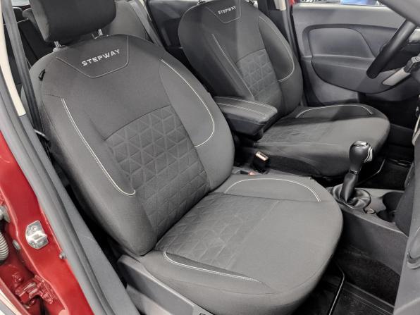 Renault Sandero II Рестайлинг с пробегом 2019 года, цена 1 195 000 рублей, 84919 км, хэтчбек, Автокод Объявления