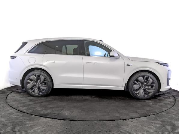 Li Auto (Lixiang) L6 с пробегом 2024 года, цена 5 850 000 рублей, 25555 км, внедорожник, Автокод Объявления