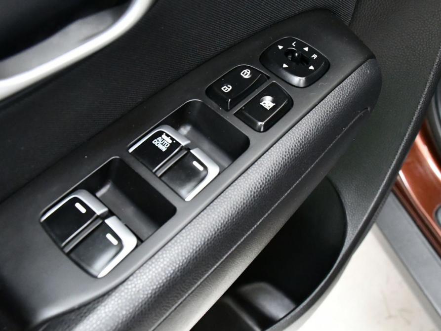Kia Soul II Рестайлинг Новосибирск  - изображение 13