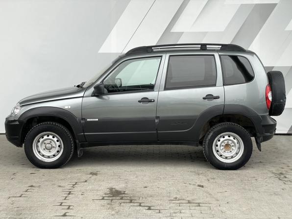 Chevrolet Niva I Рестайлинг с пробегом 2017 года, цена 648 000 рублей, 35847 км, внедорожник, Автокод Объявления
