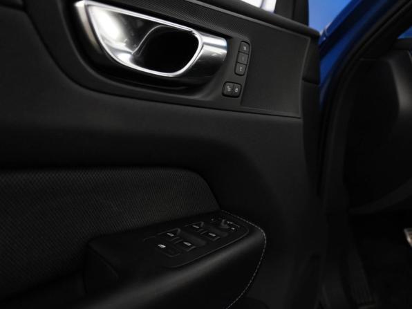 Volvo XC60 II с пробегом 2020 года, цена 3 330 000 рублей, 142850 км, внедорожник, Автокод Объявления