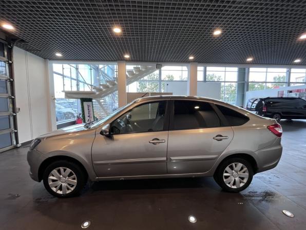 Lada (ВАЗ) Granta I Рестайлинг с пробегом 2019 года, цена 888 000 рублей, 75697 км, лифтбек, Автокод Объявления