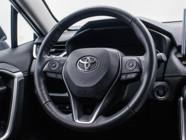 Toyota RAV4 V (XA50) с пробегом 2020 года, цена 2 895 000 рублей, 108848 км, внедорожник, Автокод Объявления