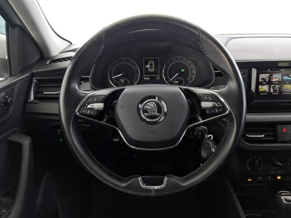 Skoda Rapid II с пробегом 2021 года, цена 1 300 000 рублей, 140280 км, лифтбек, Автокод Объявления