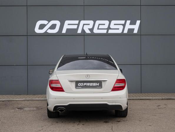 Mercedes-Benz C-Класс III (W204) Рестайлинг с пробегом 2012 года, цена 1 445 000 рублей, 256218 км, седан, Автокод Объявления