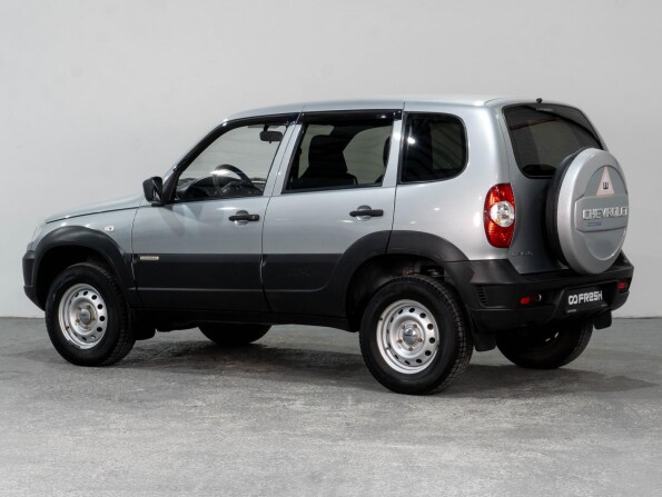 Chevrolet Niva I Рестайлинг с пробегом 2015 года, цена 799 000 рублей, 108903 км, внедорожник, Автокод Объявления
