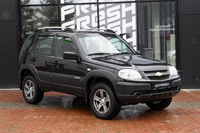 Chevrolet Niva I Рестайлинг с пробегом 2018 года, цена 899 000 рублей, 38426 км, внедорожник, Автокод Объявления