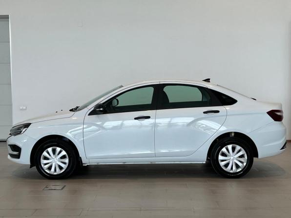 Lada (ВАЗ) Vesta I Рестайлинг (NG) с пробегом 2024 года, цена 1 380 000 рублей, 5317 км, седан, Автокод Объявления