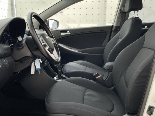 Hyundai Solaris I Рестайлинг с пробегом 2016 года, цена 1 170 000 рублей, 175879 км, седан, Автокод Объявления