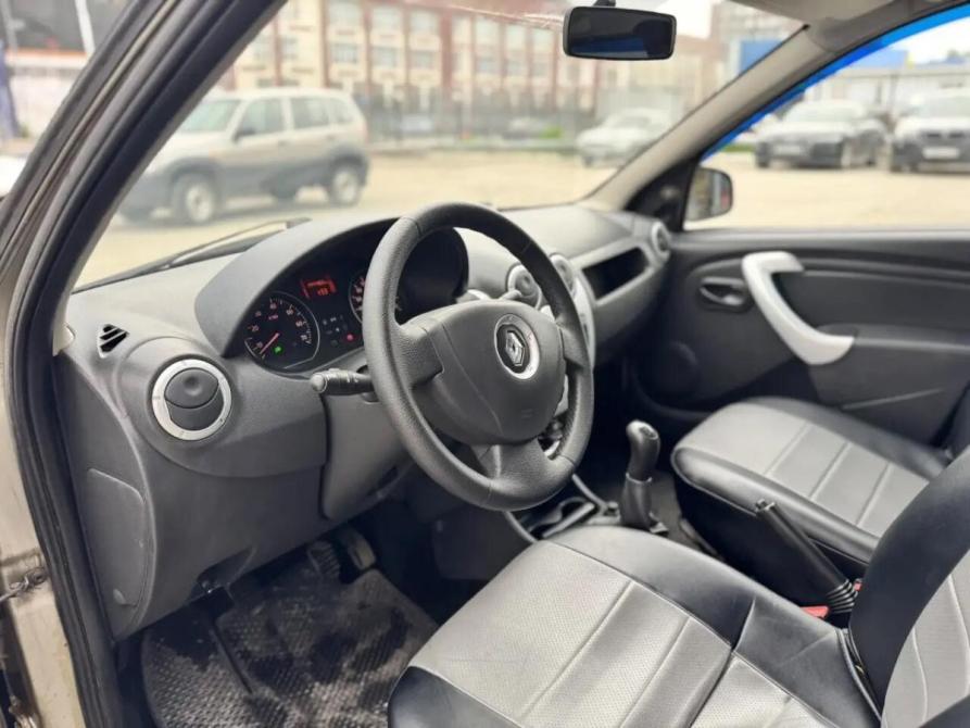 Renault Logan I Рестайлинг Пермь  - изображение 4
