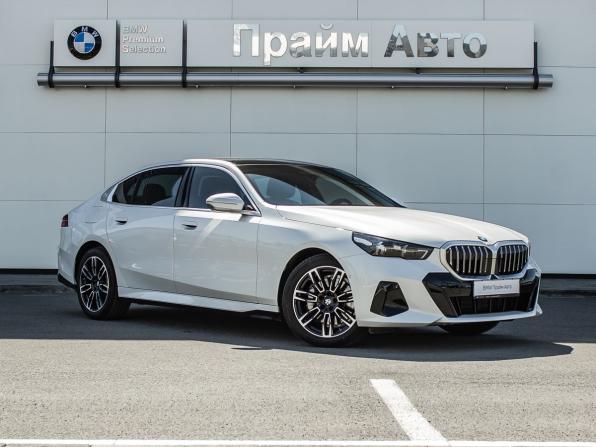 BMW 5 серии VIII (G60/G61/G68) с пробегом 2025 года, цена 7 630 000 рублей, 4755 км, седан, Автокод Объявления