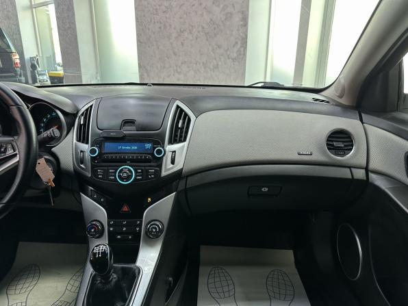 Chevrolet Cruze I Рестайлинг с пробегом 2014 года, цена 799 000 рублей, 188633 км, хэтчбек, Автокод Объявления