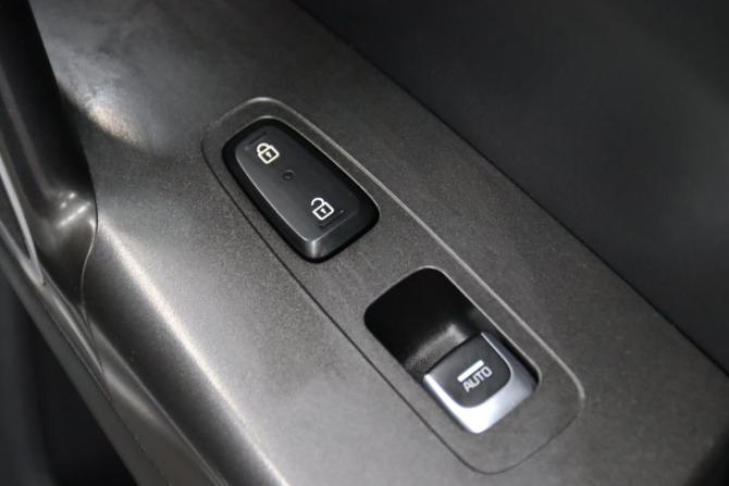 Kia Sportage IV Рестайлинг с пробегом 2019 года, цена 2 455 550 рублей, 62772 км, внедорожник, Автокод Объявления
