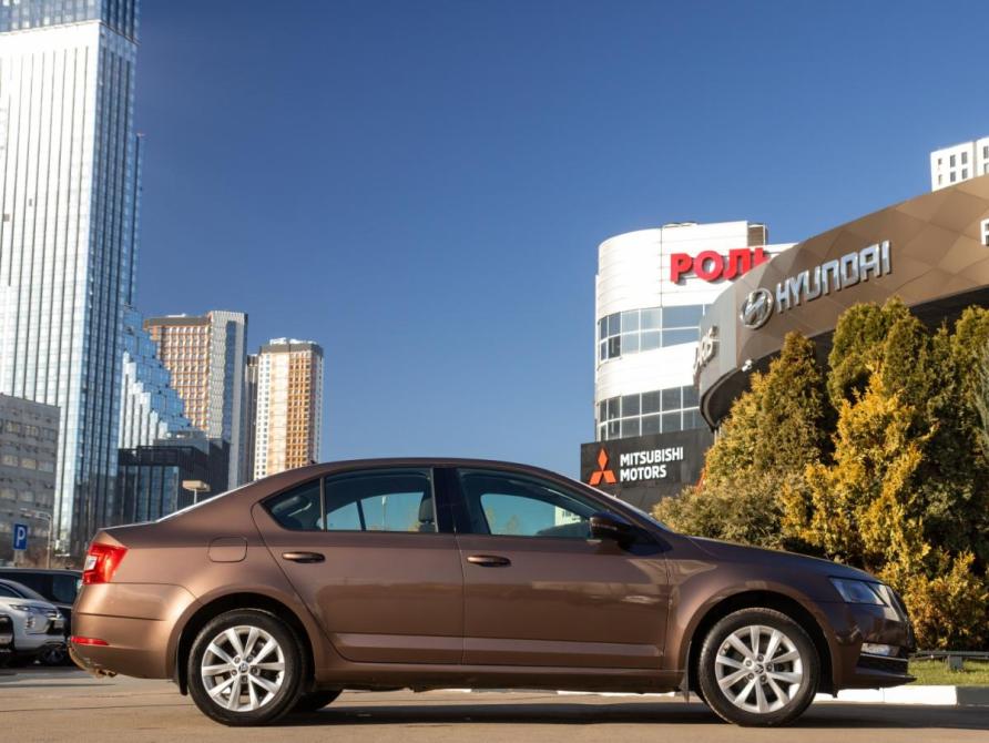 Skoda Octavia III (A7) Рестайлинг Москва  - изображение 3