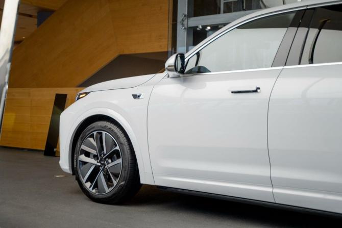 Новый Li Auto (Lixiang) L7 I Рестайлинг 2025 года, цена 10 590 000 рублей, внедорожник, Автокод Объявления