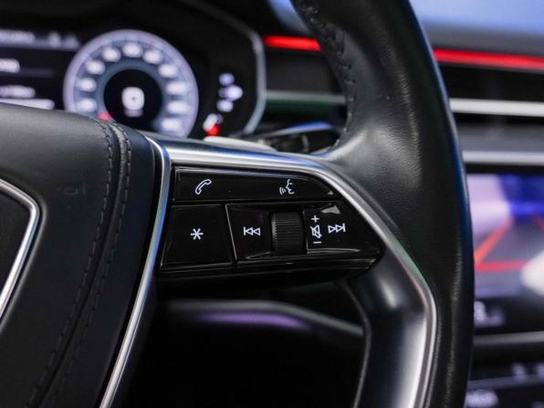 Audi A8 IV (D5) с пробегом 2018 года, цена 4 399 547 рублей, 125475 км, седан, Автокод Объявления
