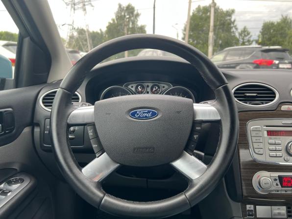 Ford Focus II Рестайлинг с пробегом 2008 года, цена 630 000 рублей, 230153 км, седан, Автокод Объявления