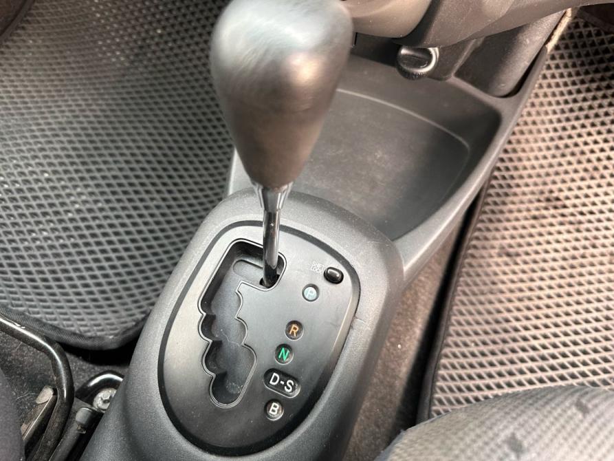 Toyota Vitz II (XP90) Новосибирск  - изображение 18