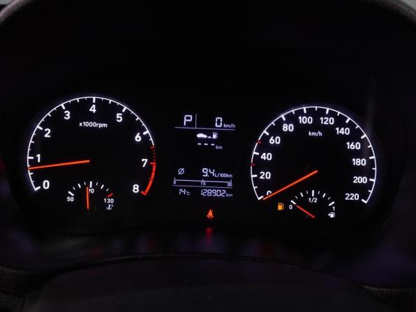 Hyundai Solaris II с пробегом 2019 года, цена 1 399 000 рублей, 128902 км, седан, Автокод Объявления