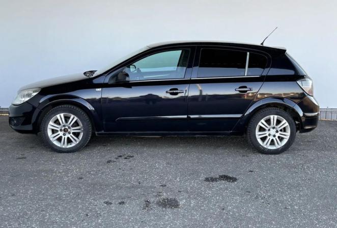 Opel Astra H Рестайлинг с пробегом 2007 года, цена 396 000 рублей, 205111 км, хэтчбек, Автокод Объявления