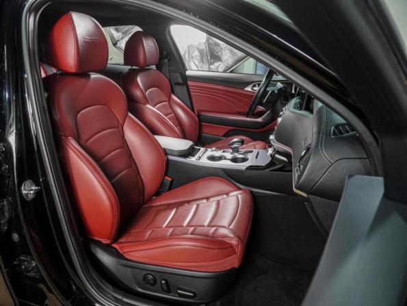 Kia Stinger I Рестайлинг с пробегом 2022 года, цена 3 499 000 рублей, 24280 км, лифтбек, Автокод Объявления