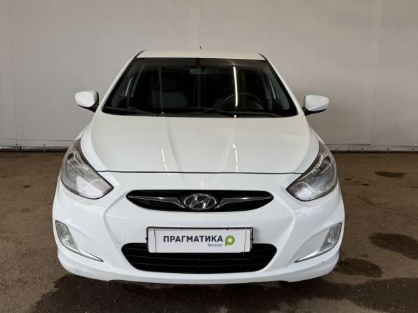 Hyundai Solaris I с пробегом 2013 года, цена 635 000 рублей, 170488 км, седан, Автокод Объявления