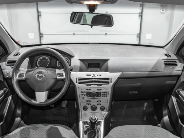 Opel Astra H Рестайлинг с пробегом 2011 года, цена 575 982 рубля, 186398 км, универсал, Автокод Объявления