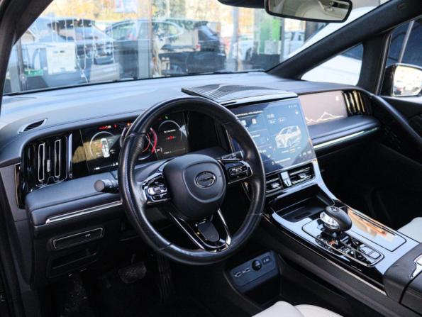GAC M8 с пробегом 2024 года, цена 3 850 000 рублей, 67548 км, минивэн, Автокод Объявления