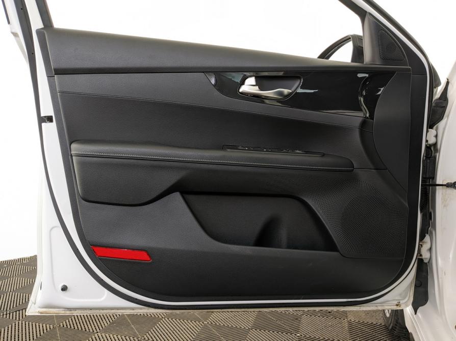 Kia Cerato IV Москва  - изображение 19