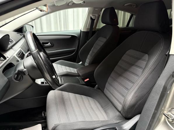 Volkswagen Passat CC I с пробегом 2011 года, цена 999 000 рублей, 170589 км, седан, Автокод Объявления