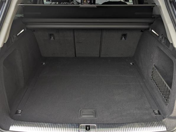 Audi A4 allroad V (B9) Рестайлинг с пробегом 2020 года, цена 4 275 000 рублей, 37039 км, универсал, Автокод Объявления
