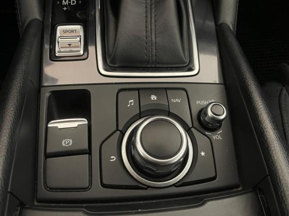 Mazda 6 III (GJ) Рестайлинг с пробегом 2018 года, цена 2 121 000 рублей, 90588 км, седан, Автокод Объявления