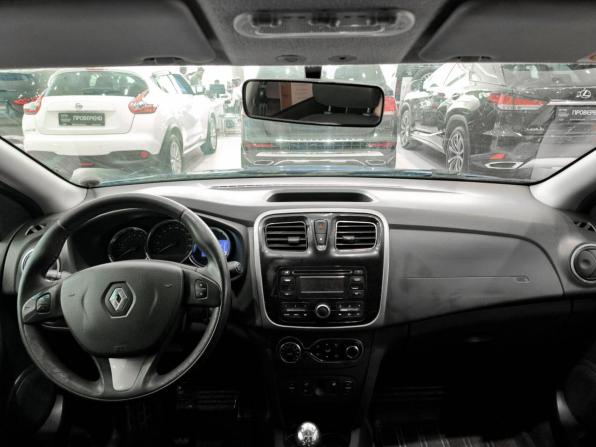 Renault Sandero II с пробегом 2016 года, цена 750 000 рублей, 194076 км, хэтчбек, Автокод Объявления
