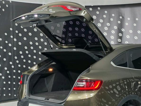 Renault Arkana I с пробегом 2021 года, цена 1 326 000 рублей, 242892 км, внедорожник, Автокод Объявления