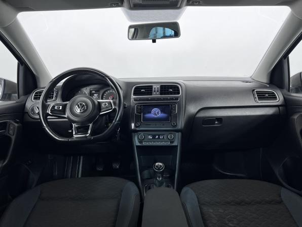 Volkswagen Polo V Рестайлинг с пробегом 2019 года, цена 1 265 000 рублей, 150000 км, седан, Автокод Объявления