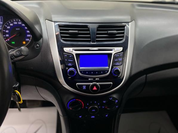 Hyundai Solaris I Рестайлинг с пробегом 2014 года, цена 795 000 рублей, 225877 км, седан, Автокод Объявления