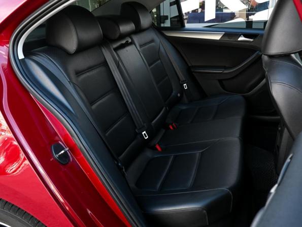 Volkswagen Jetta VI Рестайлинг с пробегом 2017 года, цена 1 489 000 рублей, 70257 км, седан, Автокод Объявления