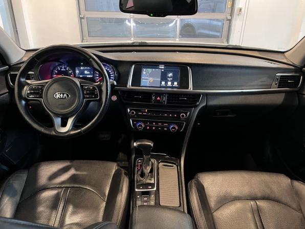 Kia Optima IV с пробегом 2018 года, цена 1 960 000 рублей, 181061 км, седан, Автокод Объявления