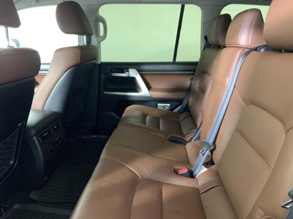 Toyota Land Cruiser 200 Series Рестайлинг 2 с пробегом 2016 года, цена 4 300 000 рублей, 254053 км, внедорожник, Автокод Объявления