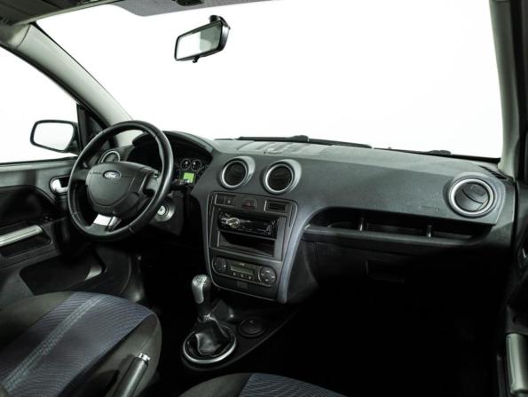 Ford Fusion I Рестайлинг с пробегом 2008 года, цена 299 585 рублей, 297000 км, хэтчбек, Автокод Объявления