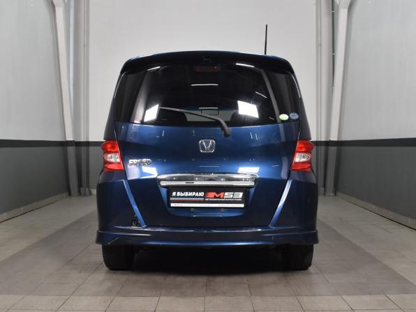 Honda Freed I с пробегом 2010 года, цена 619 995 рублей, 499119 км, компактвэн, Автокод Объявления