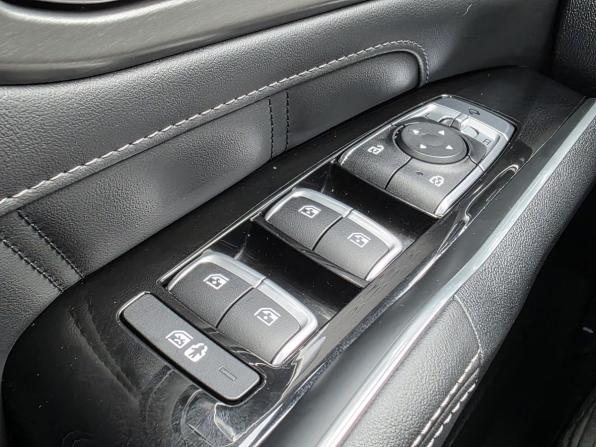 Kia Sorento IV с пробегом 2022 года, цена 4 050 000 рублей, 33328 км, внедорожник, Автокод Объявления