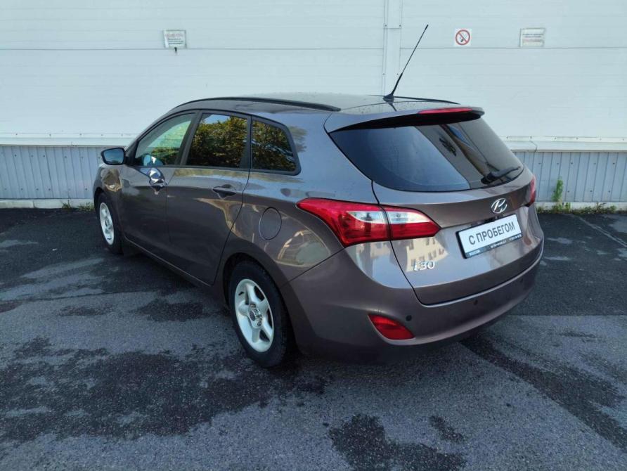 Hyundai i30 II Санкт-Петербург  - изображение 4
