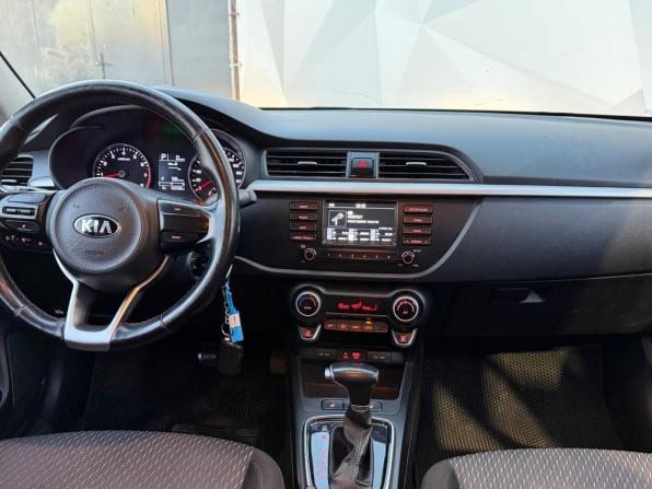 Kia Rio IV с пробегом 2017 года, цена 1 275 000 рублей, 130271 км, седан, Автокод Объявления